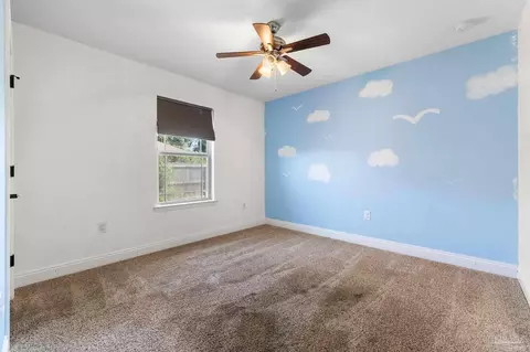 Bedroom - 5546 Bellview Ct, Milton, FL 32583 photo 5 of 5