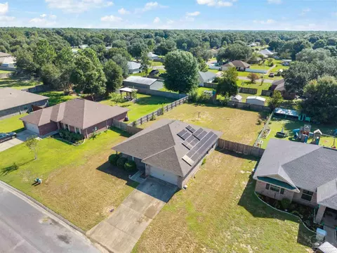 View/Area - 5546 Bellview Ct, Milton, FL 32583 photo 4 of 5