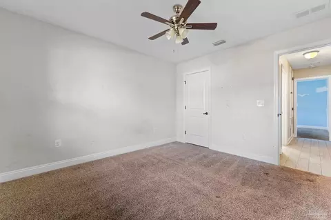 Bedroom - 5546 Bellview Ct, Milton, FL 32583 photo 4 of 5