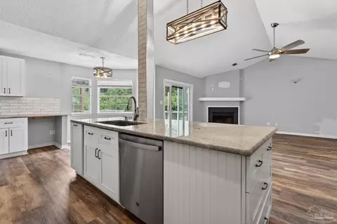 Kitchen - 5605 Richmond Ct, Pace, FL 32571 photo 6 of 6