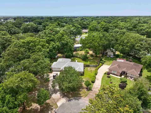 View/Area - 5605 Richmond Ct, Pace, FL 32571 photo 2 of 7