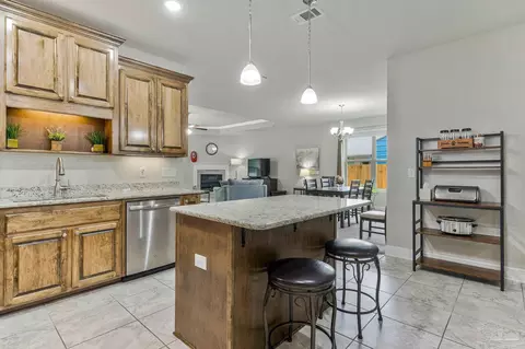 Kitchen - 3919 Shady Grove Dr, Pace, FL 32571 photo 2 of 3
