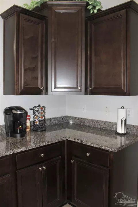 Kitchen - 4261 Winners Gait Cir, Pace, FL 32571 photo 3 of 7