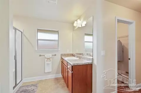 Entry Way - 5202 English Oak Dr, Pace, FL 32571 photo 2 of 3