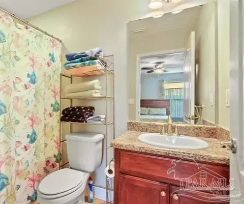 Bath - 5202 English Oak Dr, Pace, FL 32571 photo 2 of 2