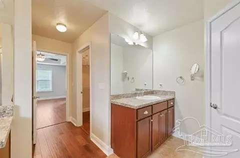 Entry Way - 5202 English Oak Dr, Pace, FL 32571 photo 3 of 3