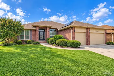 Exterior - 5202 English Oak Dr, Pace, FL 32571 photo 2 of 4