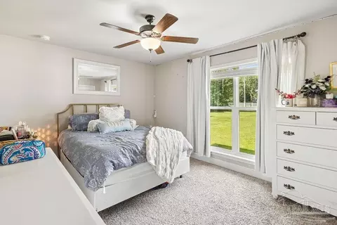 Bedroom - 5110 Chumuckla Hwy, Pace, FL 32571 photo 3 of 5
