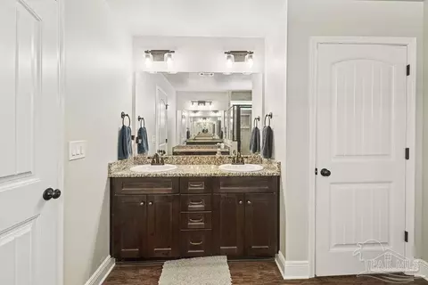 Entry Way - 5110 Chumuckla Hwy, Pace, FL 32571 photo 2 of 2