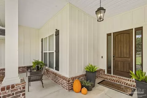 Exterior - 5110 Chumuckla Hwy, Pace, FL 32571 photo 3 of 8