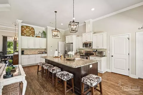 Kitchen - 5110 Chumuckla Hwy, Pace, FL 32571 photo 2 of 3