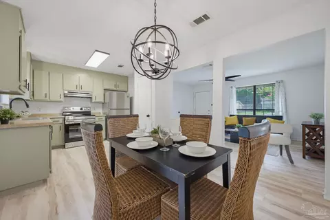 Dining - 5922 Independence Dr, Milton, FL 32570 photo 5 of 6