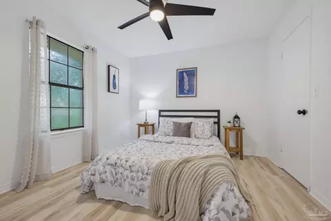 Bedroom - 5922 Independence Dr, Milton, FL 32570 photo 9 of 11