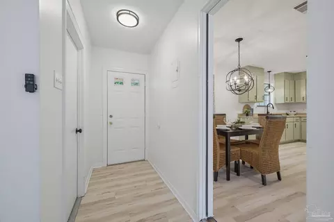 Entry Way - 5922 Independence Dr, Milton, FL 32570 photo 2 of 6
