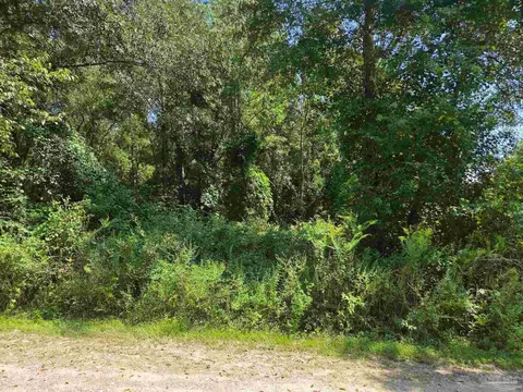 900 Forehand Ln, Cantonment, FL 32533 photo 3