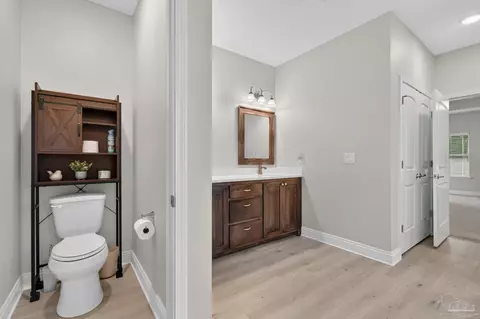 Entry Way - 6506 Cedar Key Dr, Milton, FL 32570 photo 5 of 6