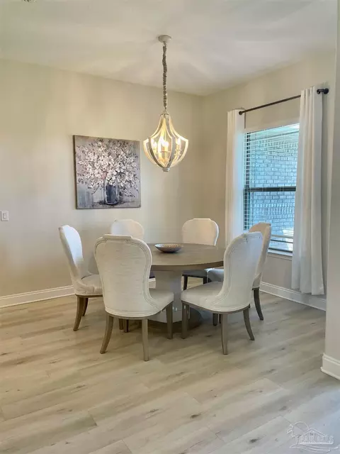 Dining - 6506 Cedar Key Dr, Milton, FL 32570 photo 1 of 4