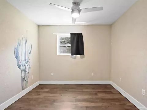 Bedroom - 9561 S Trace Rd, Milton, FL 32583 photo 5 of 5