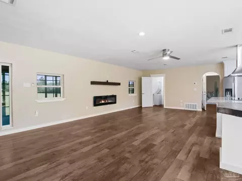 Living - 9561 S Trace Rd, Milton, FL 32583 photo 2 of 5
