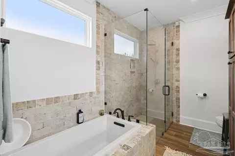 Bath - 7245 Buffalo Ridge Rd, Pace, FL 32571 photo 2 of 8