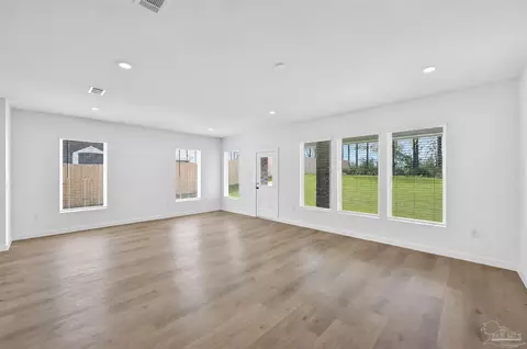 Living - 5976 Serrate St #HS 7I, Pace, FL 32571 photo 2 of 3