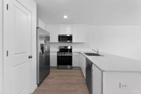 Kitchen - 6481 Buckthorn Cir #HS 12J, Pace, FL 32571 photo 1 of 2