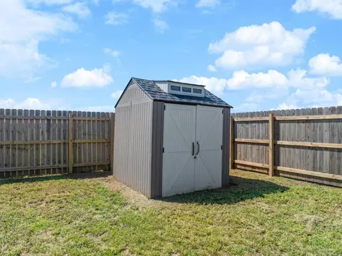 Exterior - 9303 Salter Rd, Pace, FL 32571 photo 11 of 11