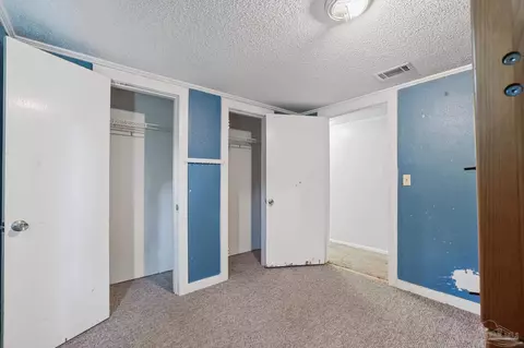 Bedroom - 4963 Hwy 4, Jay, FL 32565 photo 2 of 9