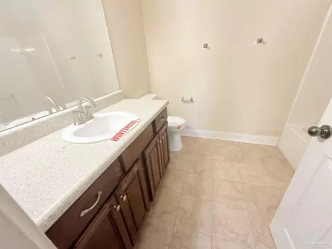 Bath - 4042 Jacaranda Trc, Milton, FL 32583 photo 2 of 2
