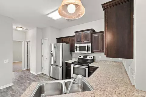 Kitchen - 3934 Willow Glen Dr, Pace, FL 32571 photo 2 of 2