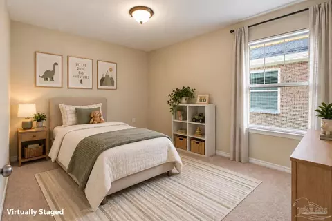 Bedroom - 3934 Willow Glen Dr, Pace, FL 32571 photo 4 of 9