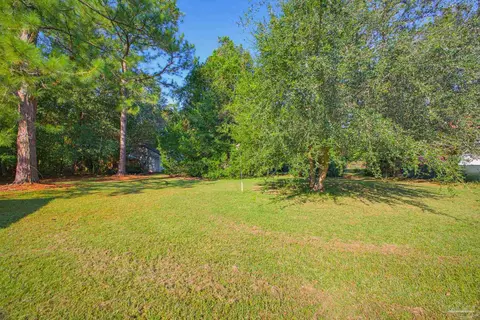 Exterior - 5647 Tilubo Ln, Pace, FL 32571 photo 6 of 7