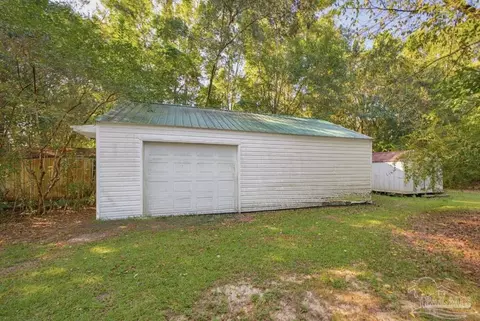 Exterior - 5647 Tilubo Ln, Pace, FL 32571 photo 5 of 7