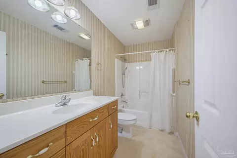 Bath - 5647 Tilubo Ln, Pace, FL 32571 photo 3 of 3
