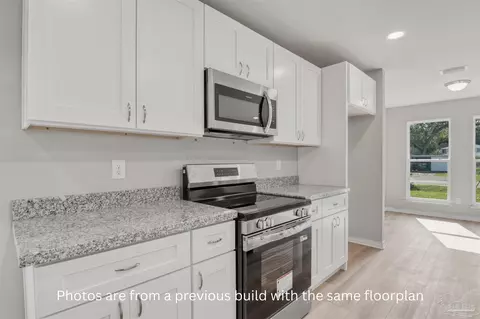 4024 Lancer St, Pace, FL 32571 photo 5