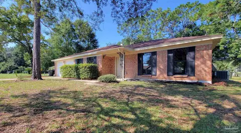 4201 Burtonwood Dr, Pensacola, FL 32514