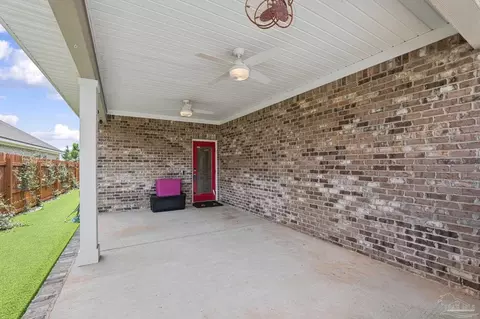Exterior - 8953 Eureka St, Milton, FL 32583 photo 6 of 12