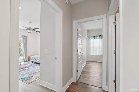 Entry Way - 8953 Eureka St, Milton, FL 32583 photo 5 of 6