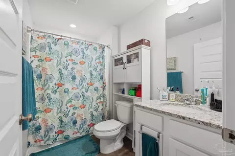 Bath - 7684 Gumbo Ave, Pace, FL 32571 photo 1 of 1