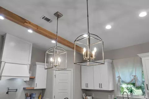 Kitchen - 10830 Straw Bridge Rd, Jay, FL 32565 photo 13 of 13