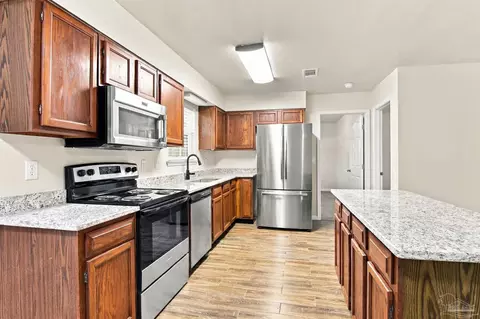 Kitchen - 4184 Marcus Ct, Pace, FL 32571 photo 1 of 3
