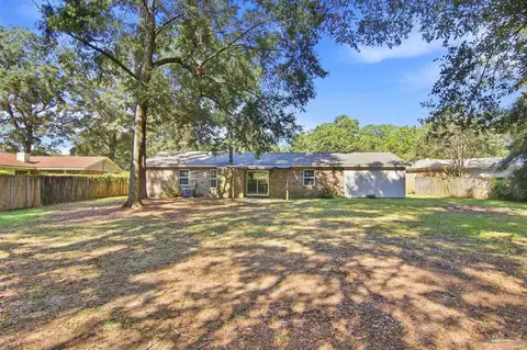 Exterior - 4184 Marcus Ct, Pace, FL 32571 photo 7 of 10