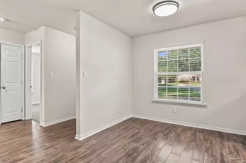 Entry Way - 4184 Marcus Ct, Pace, FL 32571 photo 2 of 2