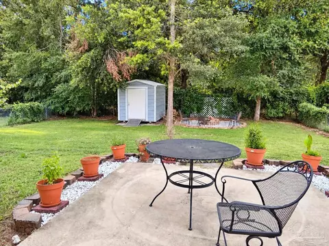 Exterior - 5491 Peach Dr, Pace, FL 32571 photo 4 of 6