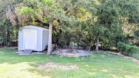 Exterior - 5491 Peach Dr, Pace, FL 32571 photo 3 of 6