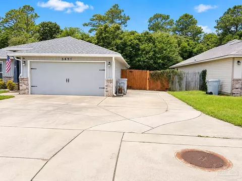 Exterior - 5491 Peach Dr, Pace, FL 32571 photo 6 of 6