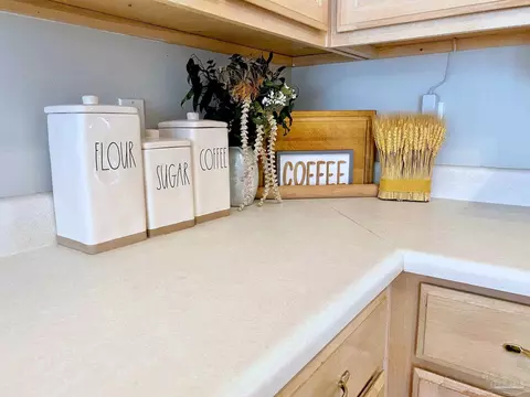 Kitchen - 5615 Whispering Woods Dr, Pace, FL 32571 photo 4 of 7