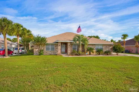 5124 Grumann Dr, Pensacola, FL 32507