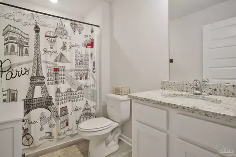 Bath - 8664 Tarsus Dr, Milton, FL 32583 photo 2 of 2