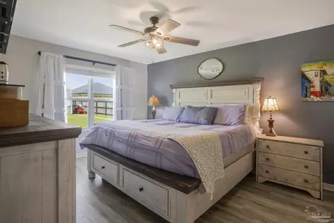 Bedroom - 8664 Tarsus Dr, Milton, FL 32583 photo 1 of 5